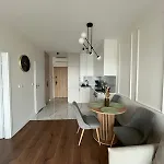 Apartment Sky Tower L 18 Pietro L Wanna Z Widokiem Na Katowice
