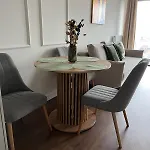 Apartment Sky Tower L 18 Pietro L Wanna Z Widokiem Na Katowice