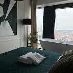 Sky Tower L 18 Pietro L Wanna Z Widokiem Na Katowice