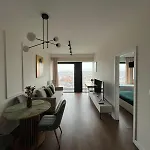 Sky Tower L 18 Pietro L Wanna Z Widokiem Na Apartment Katowice