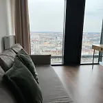 Sky Tower L 18 Pietro L Wanna Z Widokiem Na Katowice