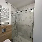 Apartment Sky Tower L 18 Pietro L Wanna Z Widokiem Na *
