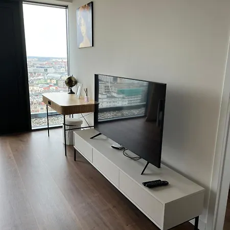 Sky Tower L 18 Pietro L Wanna Z Widokiem Na Katowice