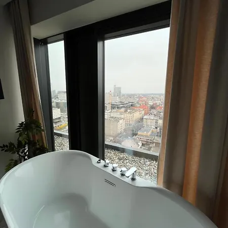 Sky Tower L 18 Piętro L Wanna Z Widokiem Na *