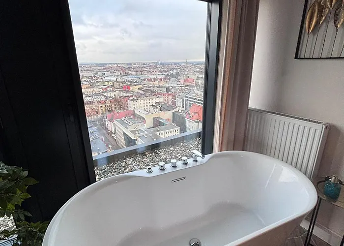 Lejlighed Sky Tower L 18 Pietro L Wanna Z Widokiem Na Katowice