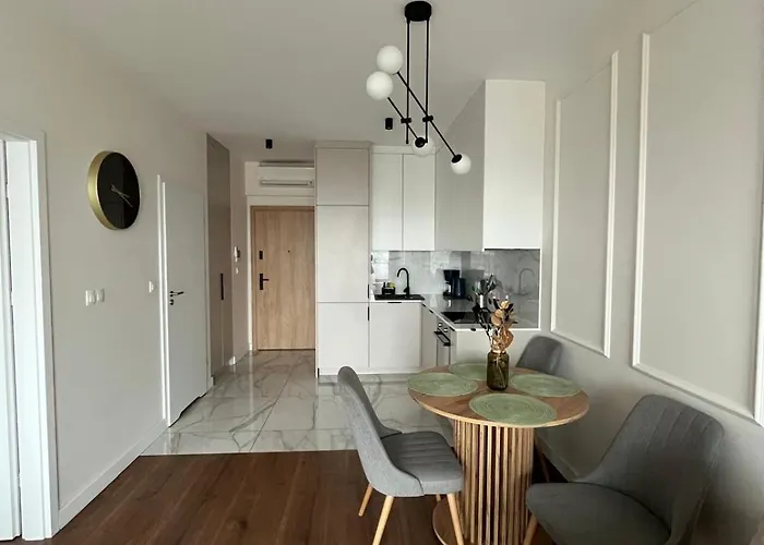 Apartament Sky Tower L 18 Piętro L Wanna Z Widokiem Na Katowice