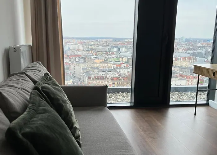 Sky Tower L 18 Piętro L Wanna Z Widokiem Na Katowice